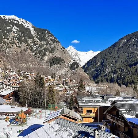 4* 4 Pour 8/10 Pers, Terrasse, Parking, Proche Piscine Et - Fr-1-638-20 La Plagne
