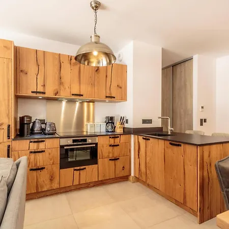 Apartment 4* 4 Pour 8/10 Pers, Terrasse, Parking, Proche Piscine Et - Fr-1-638-20
